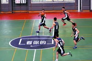 为什么我的篮球罚球总是不进?_1